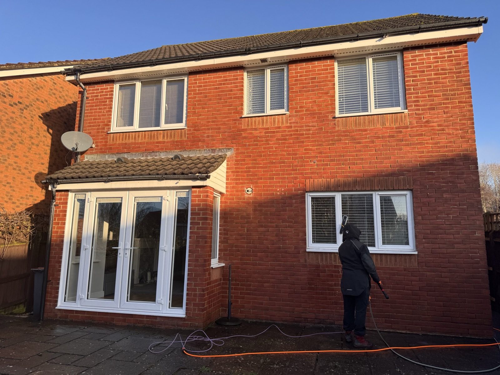 Pure-water window cleaning in Llanelli SA15